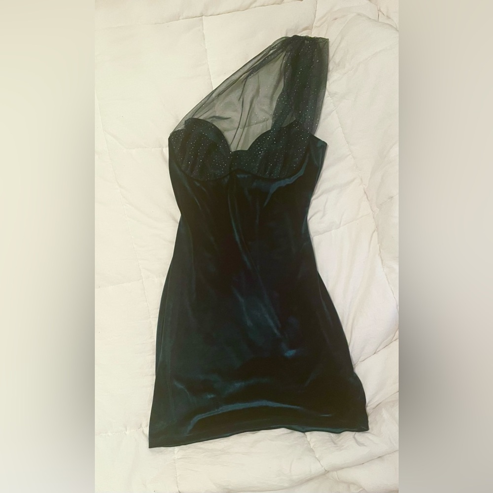 Velvet emerald green mini dress